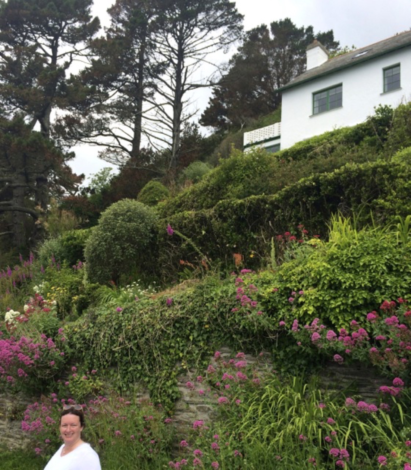 walled garden polperro